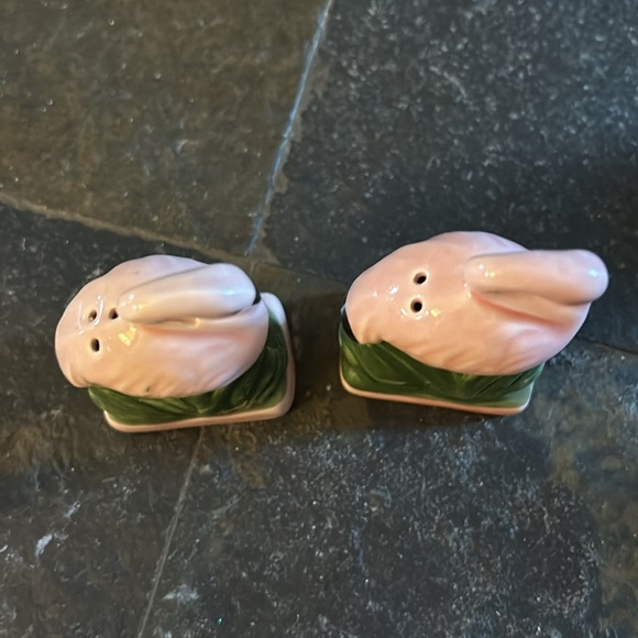 Vintage Flamingo Salt and Pepper Shakers Florida Souvenir - Picture 4 of 5